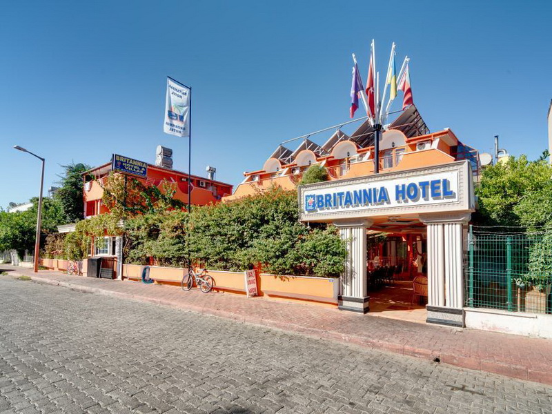 BRITANNIA HOTEL & VILLAS